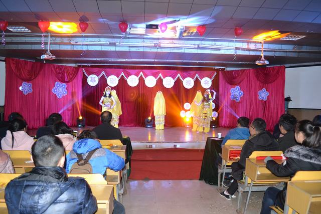 17元旦晚会1.JPG
