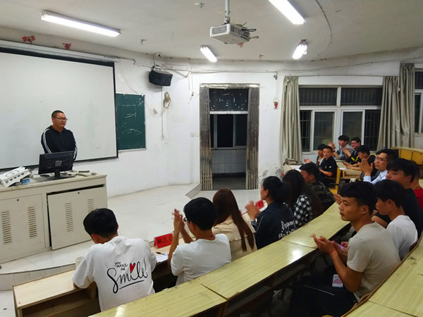20180427与信仰对话主题演讲比赛1_副本.jpg