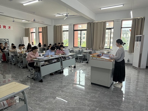 答辩2.jpg