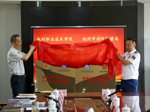 1789519628407985.jpg 3.jpg